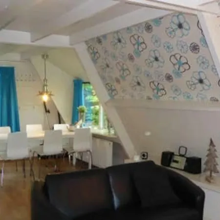 Durbuy72, Het Kleine Huis In Het Bos.